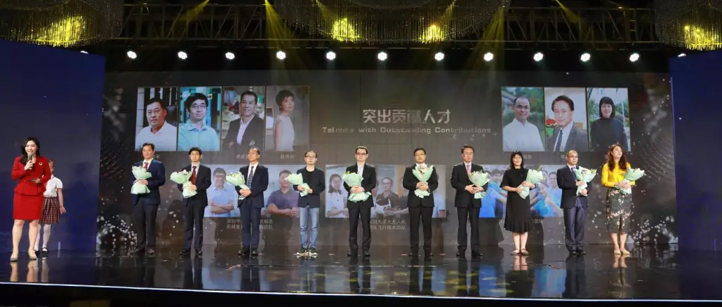 用一朵棉花扭转世界，bevictor伟德董事长李建全获龙华“凸起贡献人才”奖